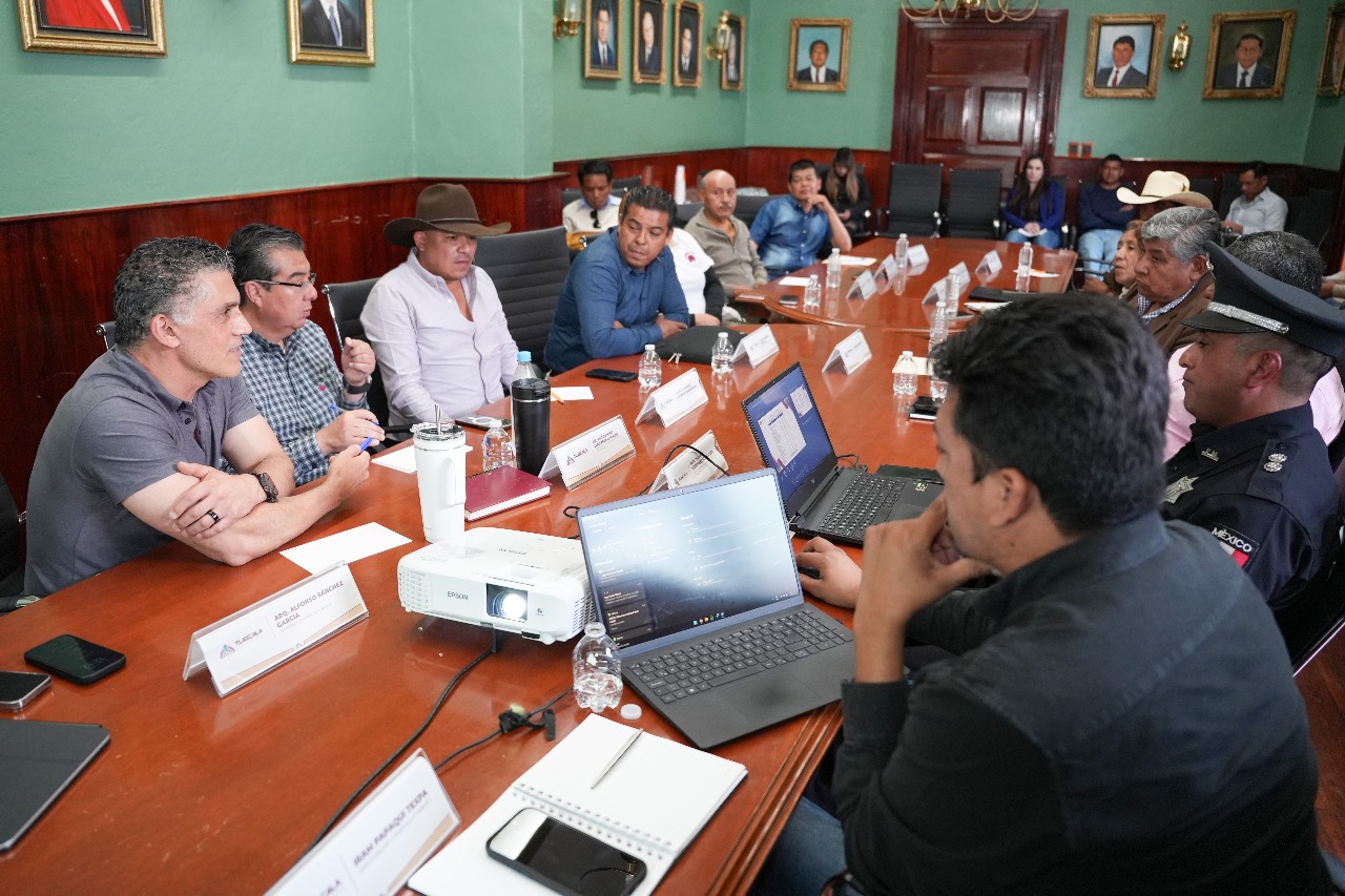 Fortalece alcalde Alfonso Sánchez García trabajo en equipo con presidentes de comunidad